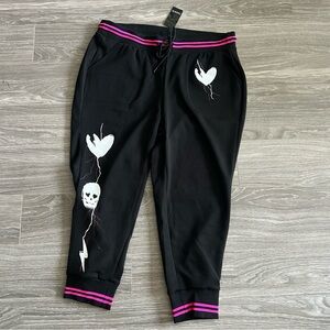 Torrid Black Heart Skull Modal Joggers Size 3X NEW